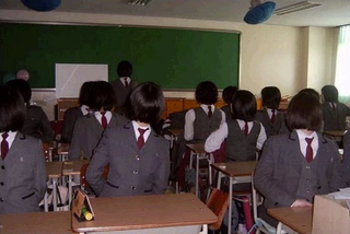 Illustration for article titled South Korean Kids Pull Hardcore April Fools' Pranks
